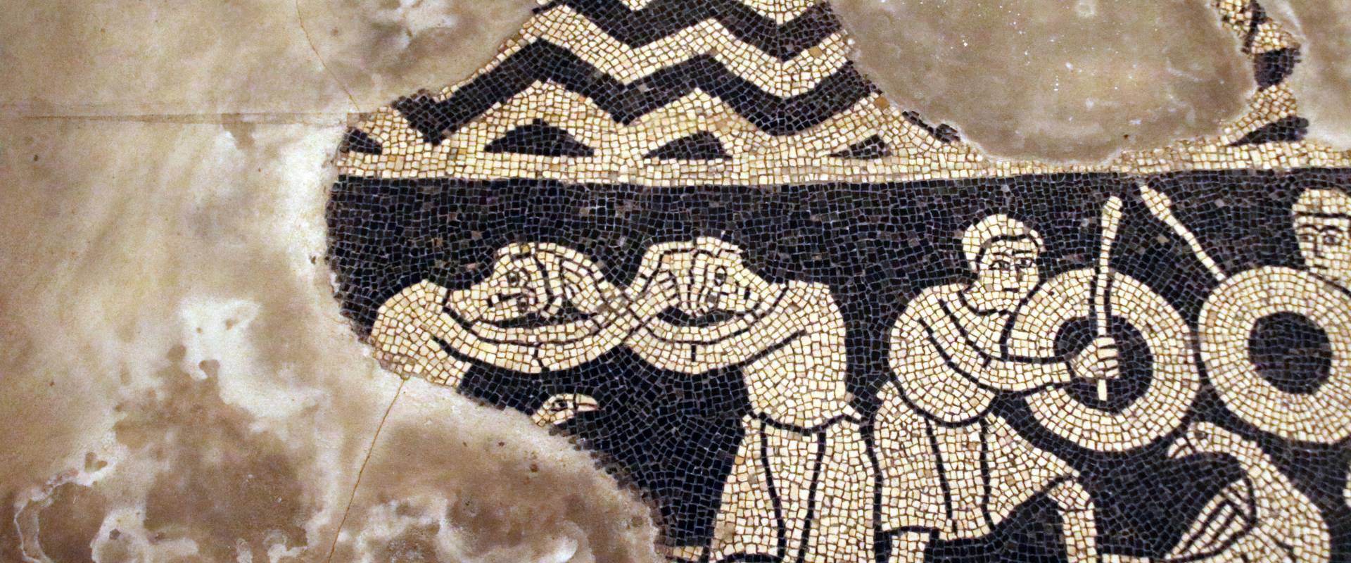 Basilica di San Savino (Piacenza), mosaico con segni zodiacali entro medaglioni, prima metà del secolo xii 01 photo by Mongolo1984